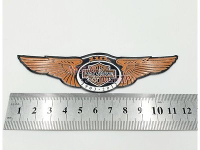 Шильдик на бензобак (емблема) Harley-Davidson 110 років 1903-2013г крила (120 * 35мм) 3639 фото