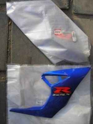 Боковина права та ліва на Suzuki GSX-R 1000 K5 2597 фото
